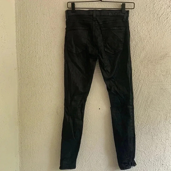 Current/Elliott The Soho Zip Stiletto Skinny Ankle Black Coated Jeans Size 24 - Picture 7 of 8